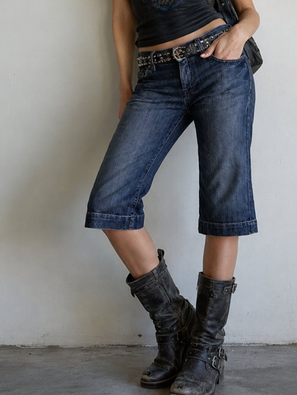 Y2K Jorts Dark Wash 7 For all Mankind Size 29 Low Rise Festival  Jean Denim